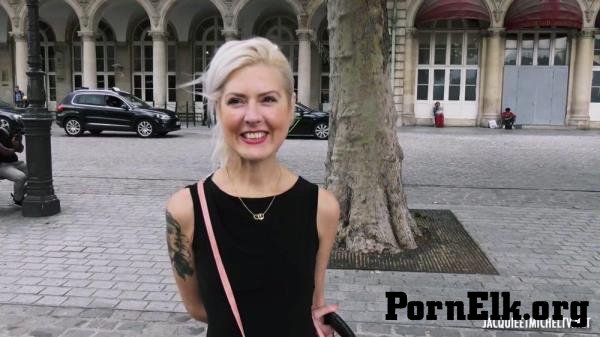 Sophie - Sophie, 40 Years Old, Publicist In Reims! (JacquieetMichelTV, Indecentes-Voisines) [FullHD 1080p]