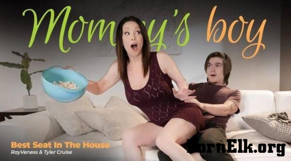 RayVeness - Best Seat In The House [HD 720p]