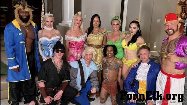 Sadie Andrews, CJ Hotwife, Vanessa Arizona, Tatiana Lopez, Bad Bella XO - TheHotwifeTour - Phoenix 2024 - The Disney Princess Orgy Deluxe Edition [FullHD 1080p]