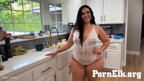 Alex Blair - BBW STEP - MOM ALEX BLAIR ASKED ME TO ANAL FUCK HER [UltraHD 4K 2160p]