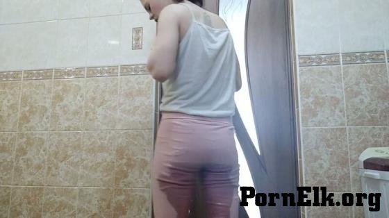 MyDirtyHobby: DirtyLubov - Pissing in the Pants [HD 720P] 