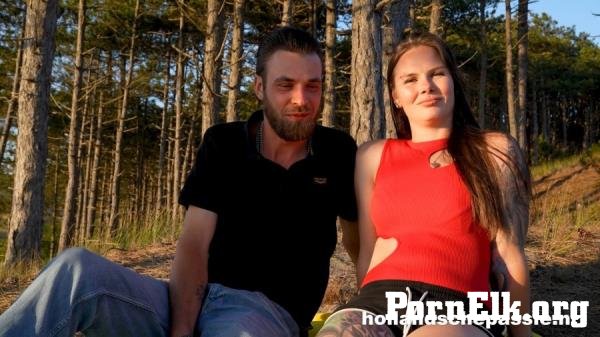 Sacha Carina, Daan van Sas - Buitensex met sexy Sacha Carina [FullHD 1080p]