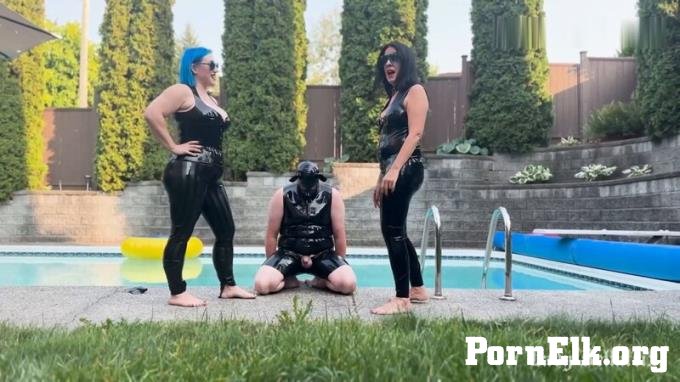 Lady Bellatrix and Ms Sinstress - Duo Domme Poolside Ballbusting [FullHD 1920P]
