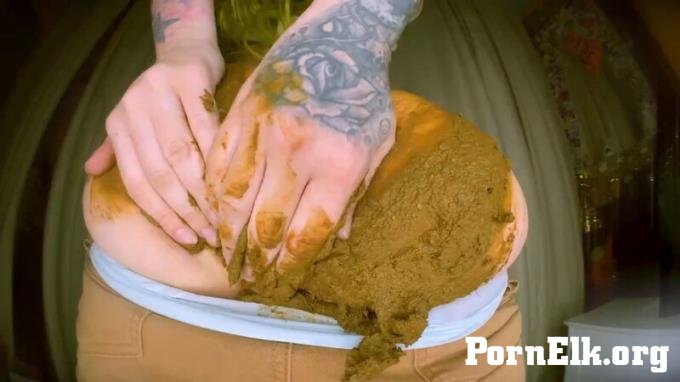 DirtyBetty � Dat ass and strange desires! [HD 1280P]