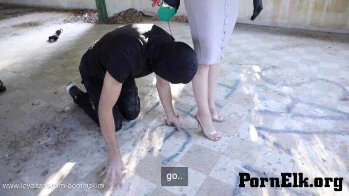 Domina Kim - This Dog Needed To Be Trained So He Can Complete All His Chores Perfectly [FullHD 1920P]