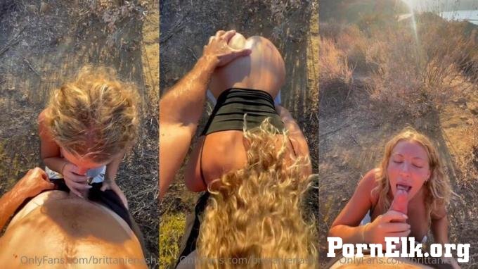OnlyFans: Brittanie Nash - Outdoor Blowjob [FullHD 1080P]