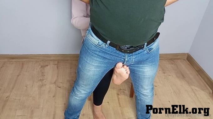 Mistress Redix - My Slave Accepted Kicks From Behind Nicely [FullHD 1920P]