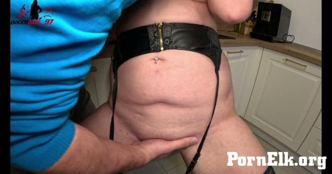 MyDirtyHobby: Bikergirl_97 - Der Squirtmaster Schlagt Zu - 6 Squirtings Von 2 Hei?en Ladie [HD 720P]