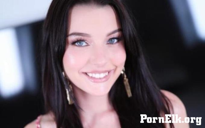 AmateurAllure: Kloe Love - Beautiful Babe Sucks Cock [FullHD 1080P]