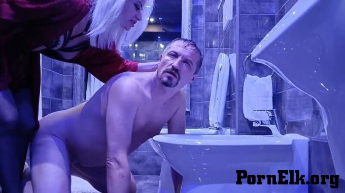 GoddessAndreea � Sarah and Anita toilet slaves different styles [HD 1280P]