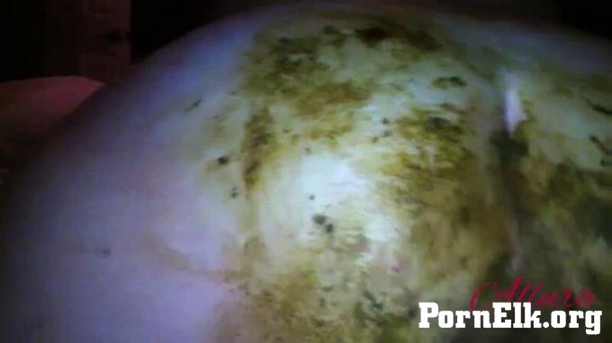 Allura � Allura�s scat compilation: poop, piss and fisting [HD 1280P]