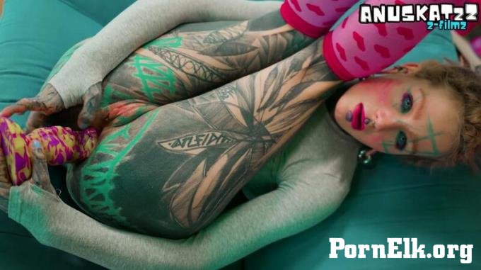 MyDirtyHobby: Anuskatzz - Tattoo Girl spielt mit ihrem Anus - Sexspielzeug und Solo Masturbation [FullHD 1080P]