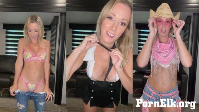 OnlyFans: Vicky Stark - Halloween [FullHD 1080P]