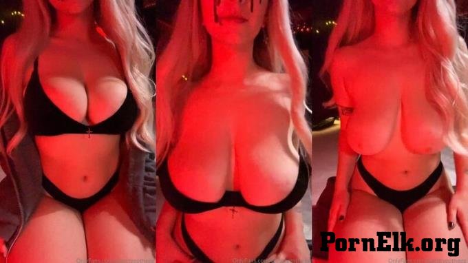 OnlyFans: bigtittygothegg - Big Tits [FullHD 1080P]