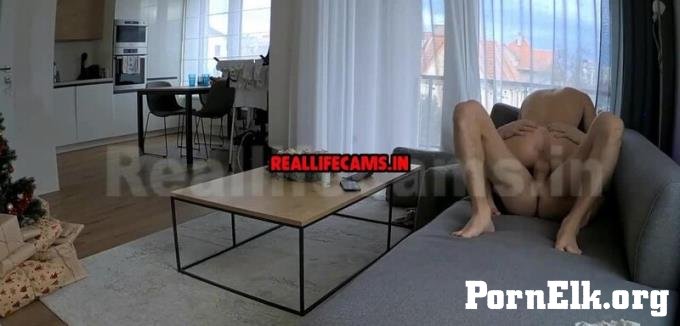 Reallifecam - Barbie Sucks His Cock And Has Sex With Ken While Sucking His Toes On The Couch 12.10.2025 [SD 616P]