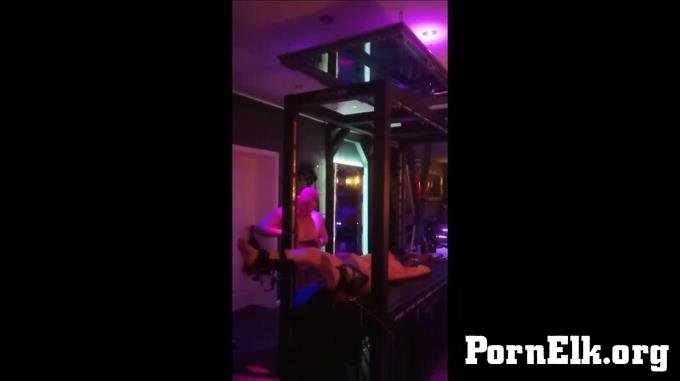MyDirtyHobby: Lotusblume - Lara im Club gefesselt [FullHD 1080P]