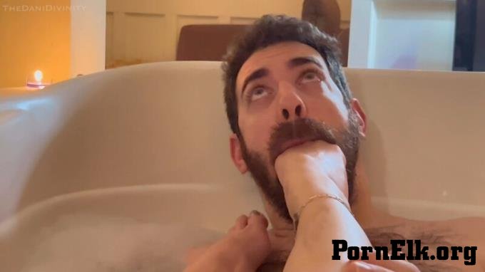 Goddess Dani Divinity - Birthday Bath Foot Worship [FullHD 1920P]