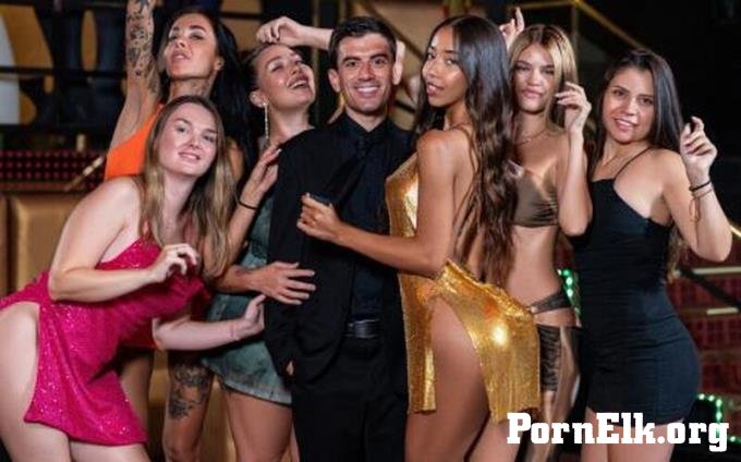 BrazzersExxtra: Lia Lin - Bouncing And Banging [FullHD 1080P]