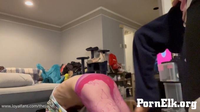 The Jia Ze aka Goddess Zi - Tiny Asian Does Extreme Ballbusting [FullHD 1920P]