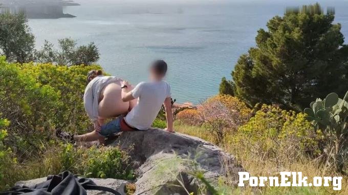MyDirtyHobby: TheTemptingTwosome - Spontaner Sex beim Wandern mit Blick uber die Stadt [HD 720P]