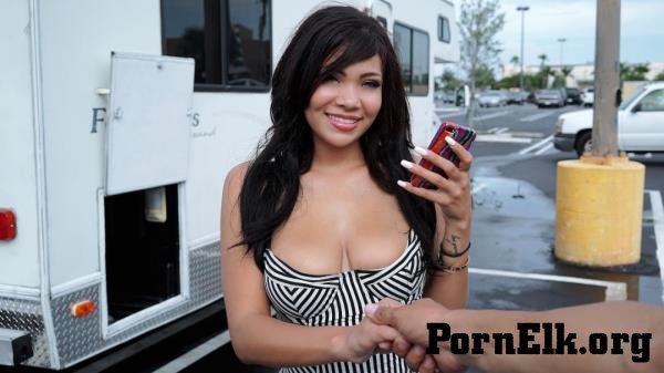Cassidy Banks - Cassidy Banks Gets Freaky in the RV [FullHD 1080p]
