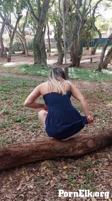 NataschaDirty � watch me fill my panties with poop in the forest [SD 404P]