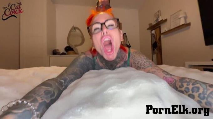 MyDirtyHobby: Cat-Coxx - Und dann spritze er alles rein - Leon macht sich die Eier leer [FullHD 1080P]