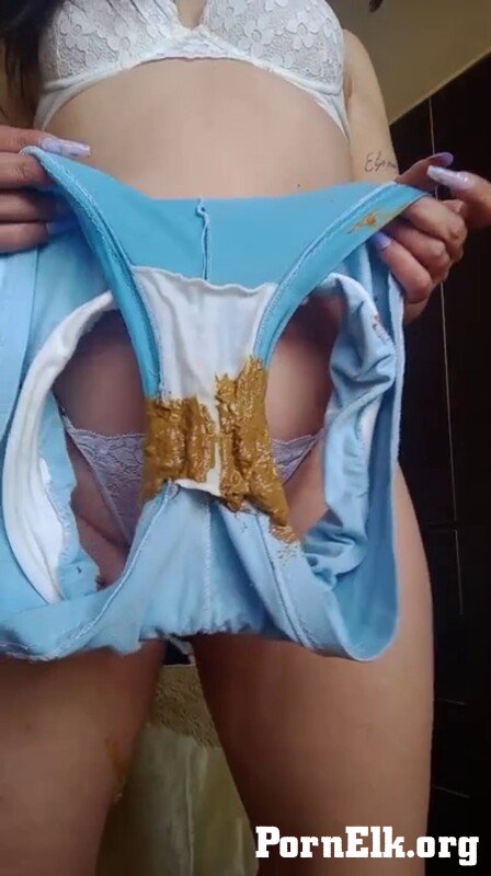 Miamartins � Pissing and shitting in my shorts [SD 404P]