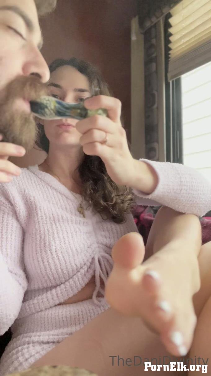 Dani Divinity aka thedanidivinity in clip This was at four twenty yesterday but my net is so bad here it took this long to uplo [FullHD 1080P]