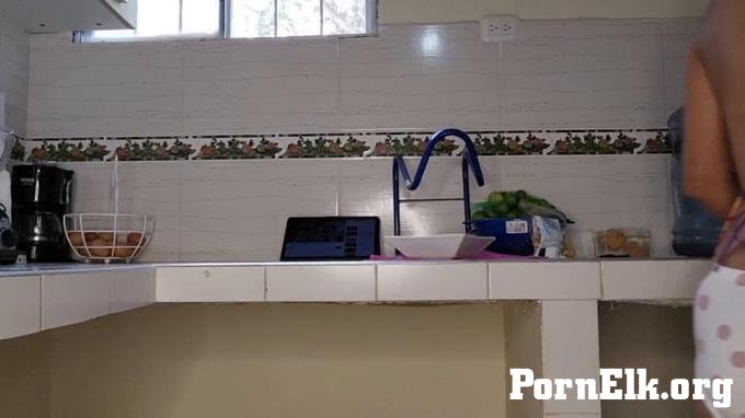 lauracoliin � Would you like to eat with me? [HD 1280P]