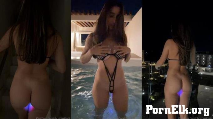 OnlyFans: Christina Khalil - Light Buttplug [FullHD 1080P]