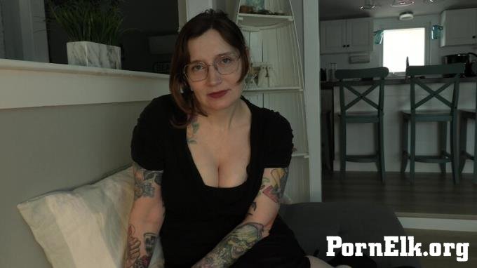 Bettie Bondage - Milky Stepmommy Helps You 4K [4K 2160P]