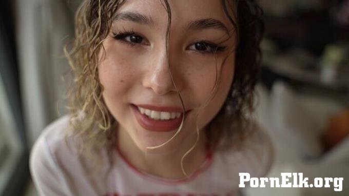 LilKarina2 - LilKarina2 - Ultra-babe sucks my dick like a chupa-chups  [FullHD 1080]