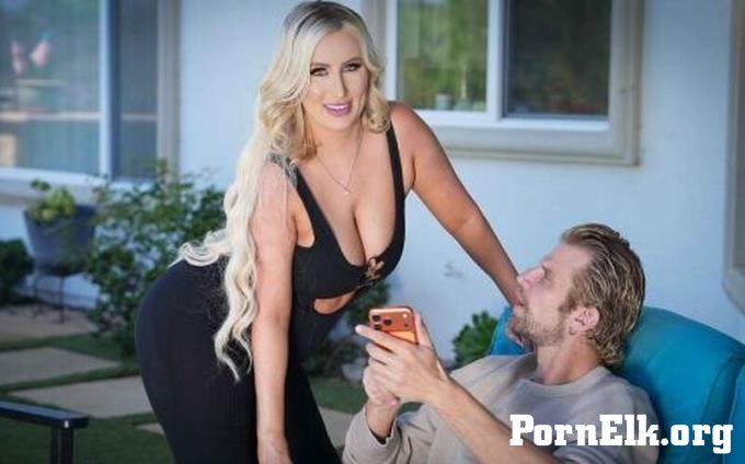 Tiffani Madison - Tiffani Madison - Mini Photoshoot  [FullHD 1012]