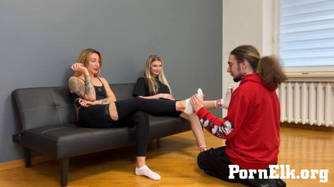 - Petite Princess Femdom: Ass Servant And Foot Sniffer Slave For Two Mistresses  [FullHD 1080]