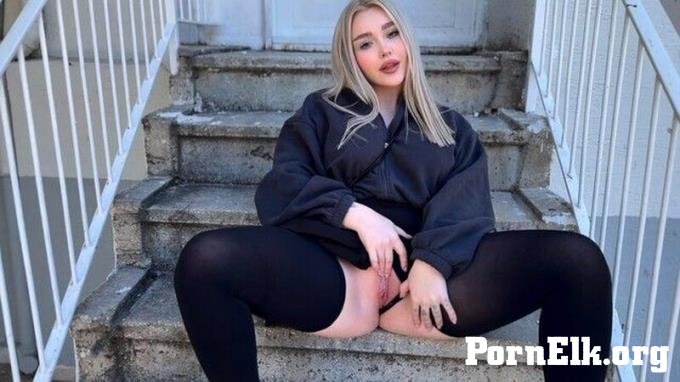 Blondessa - Blondessa - SHOWS OFF TITS AND PUSSY ON THE STREET ON THE FIRST DATE! CUM IN THIS SLUT! CREAMPIE! BIG ASS!  [FullHD 1080]