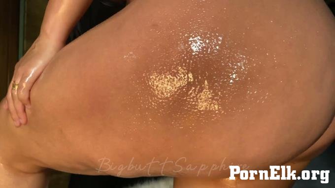 - SapphireHerrera - El zafiro juega en la chimenea  [FullHD 1080]