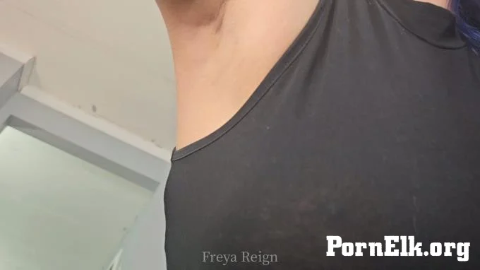 Freya Reign - Pegging Reward For Public Bisexual Display  [FullHD 1080]