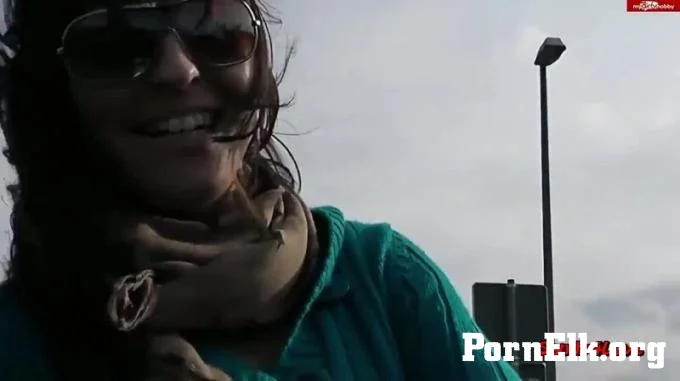 Sandy4Love - PARKPLATZLUDER PubLiC CLIP  [HD 720]