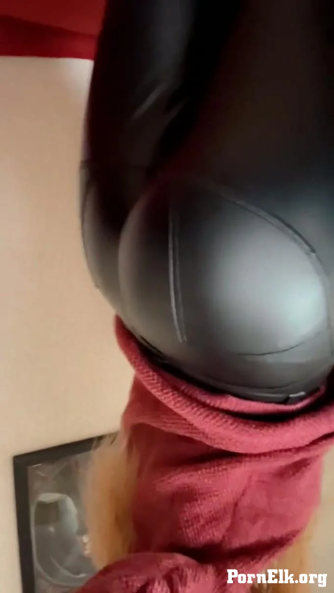Princess Diss - Weak For Leather Leggings  [HD 720]