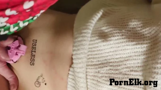 TV_Helena_Kimberly - TV_Helena_Kimberly - Schone Bescherung - Statt Geschenke gibts die gerechte Strafe...  [FullHD 1080]