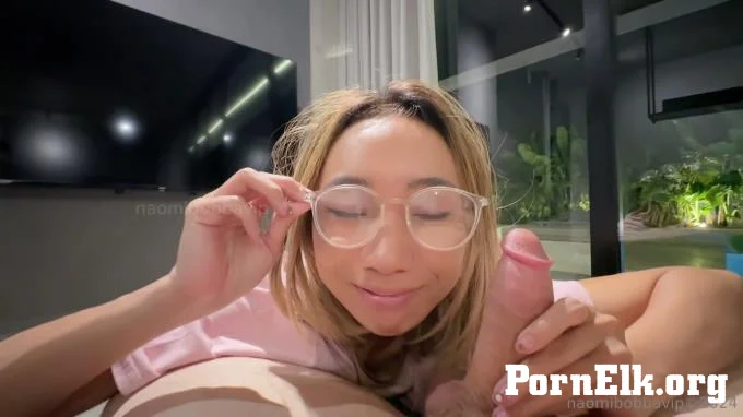 Naomi Bobba - Nerdy Girl Casually Licking Cock  [FullHD 1080]