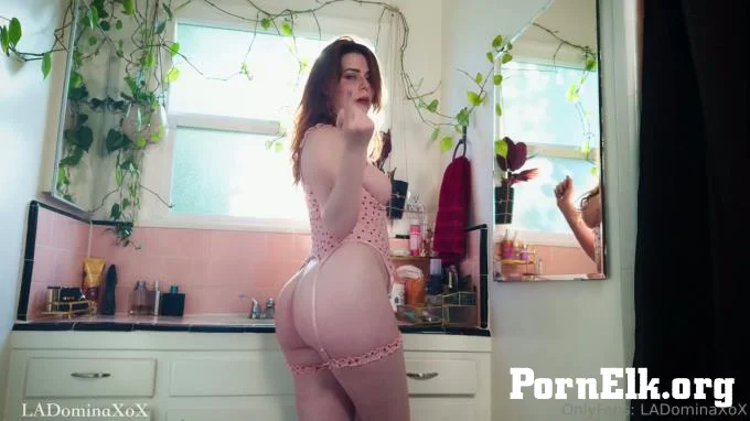 Mistress Avalon - LADominaXoX - Getting Ready for My Date - Caged & Cucked  [HD 720]