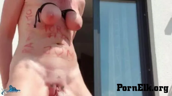 JulieEroticDress - Frau Spritzt Unkontrolliert Wahrend Orgasmus  [FullHD 1080]