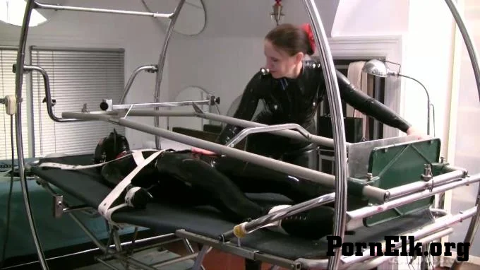 Domina Irene Boss - Latex Domme And Latex Doll  [HD 720]