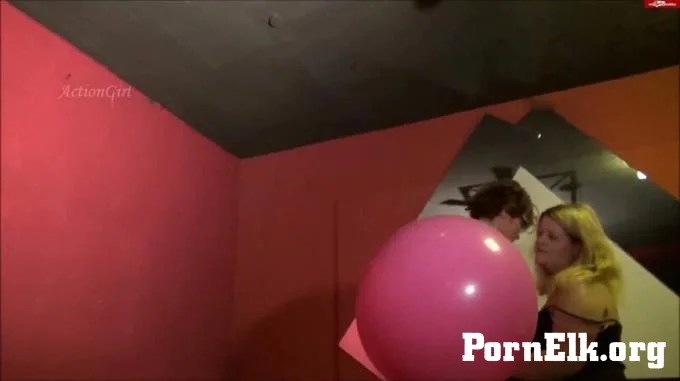 ActionGirl - 2 Riesenluftballons 2  [FullHD 1080]