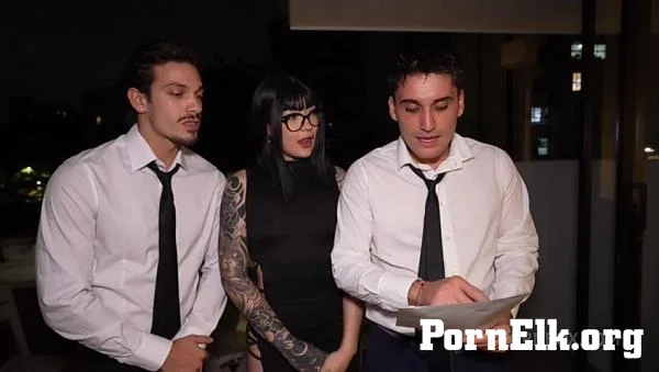 Aradiahell - Wild Threesome and Double Penetration with an 18yo Tattooed slut - Acadia Hell [SD 480p]