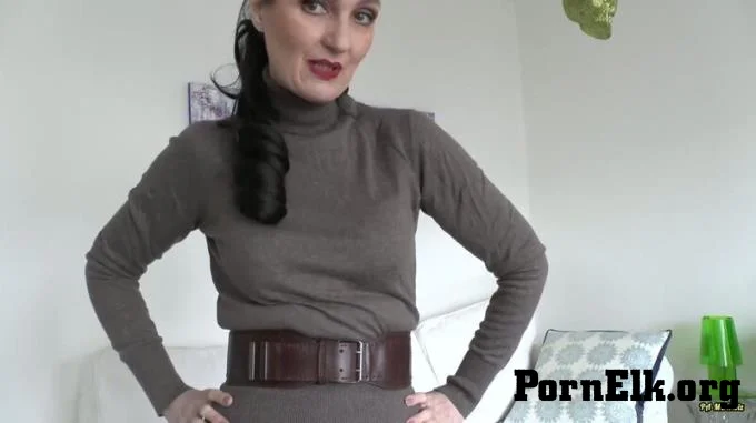 Lady_Victoria_Valente - Gurtelarmung im Wohnzimmer Teil 2  [FullHD 1080]