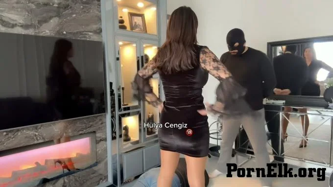 Hande Afitap - Two Slaves Training  [HD 720]