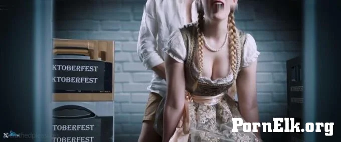 clothed-pleasures - Mein erstes sexvideo - Fremdgehen im Getrankelager auf dem Okt...  [FullHD 1080]